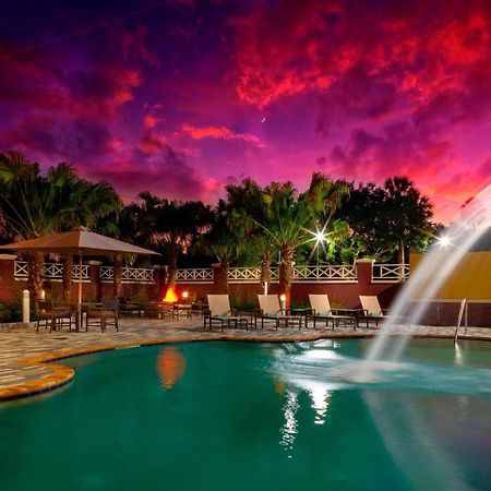 Courtyard By Marriott Deland Historic Downtown Hotel Exterior photo